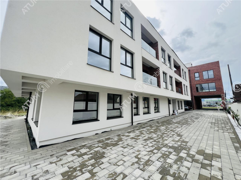 Apartament cu 3 camere si 2 balcone in Selimbar zona Shoppin