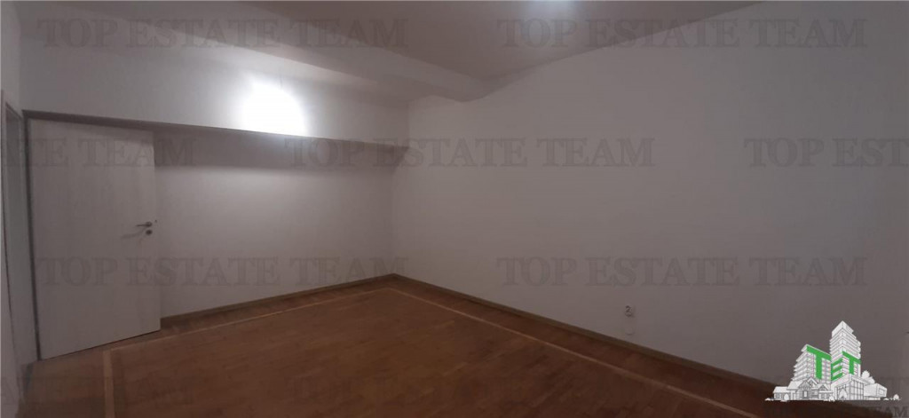 Spatii birou / comerciale de inchirat ,Universitate, 10 eur