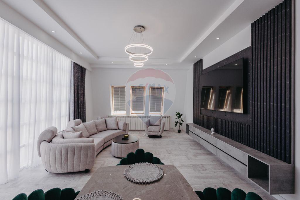 Apartament de lux - de închiriat