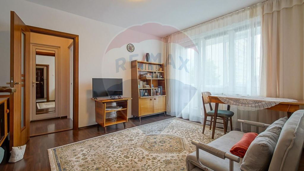Apartament cu 2 camere de închiriat, bd. Vlahuta