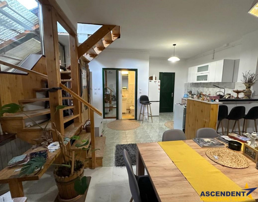 Film 3D!Coltul tau rustic la casa,Central, Targu Mures