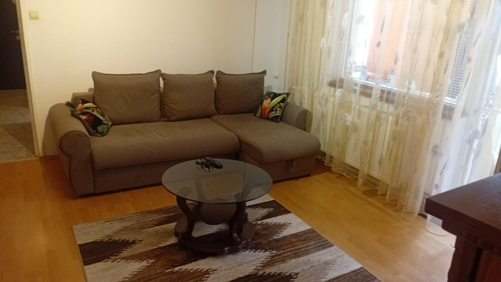 Apartament 2 camere zona confectii
