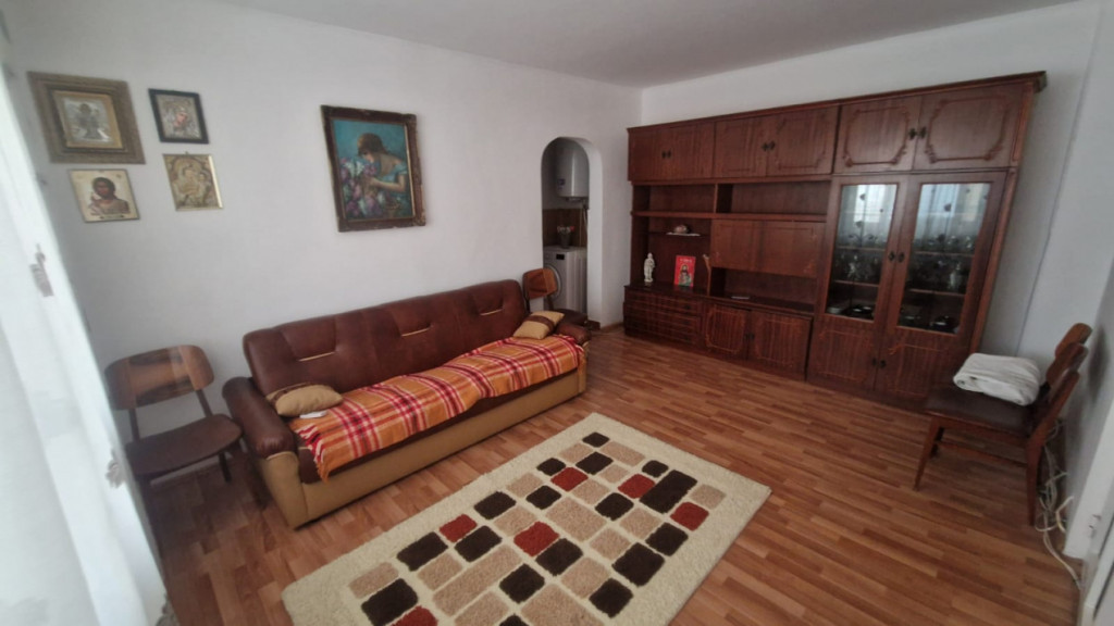 ETERNITATII- 3 CAMERE, CENTRALA GAZ, ETAJ 3, MOBILAT SI UTIL