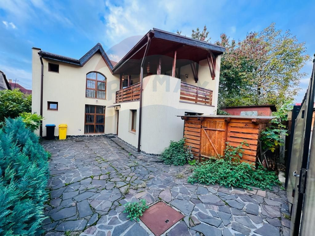 Casă de poveste în Centrul Vechi, cu terasă și atmosf...