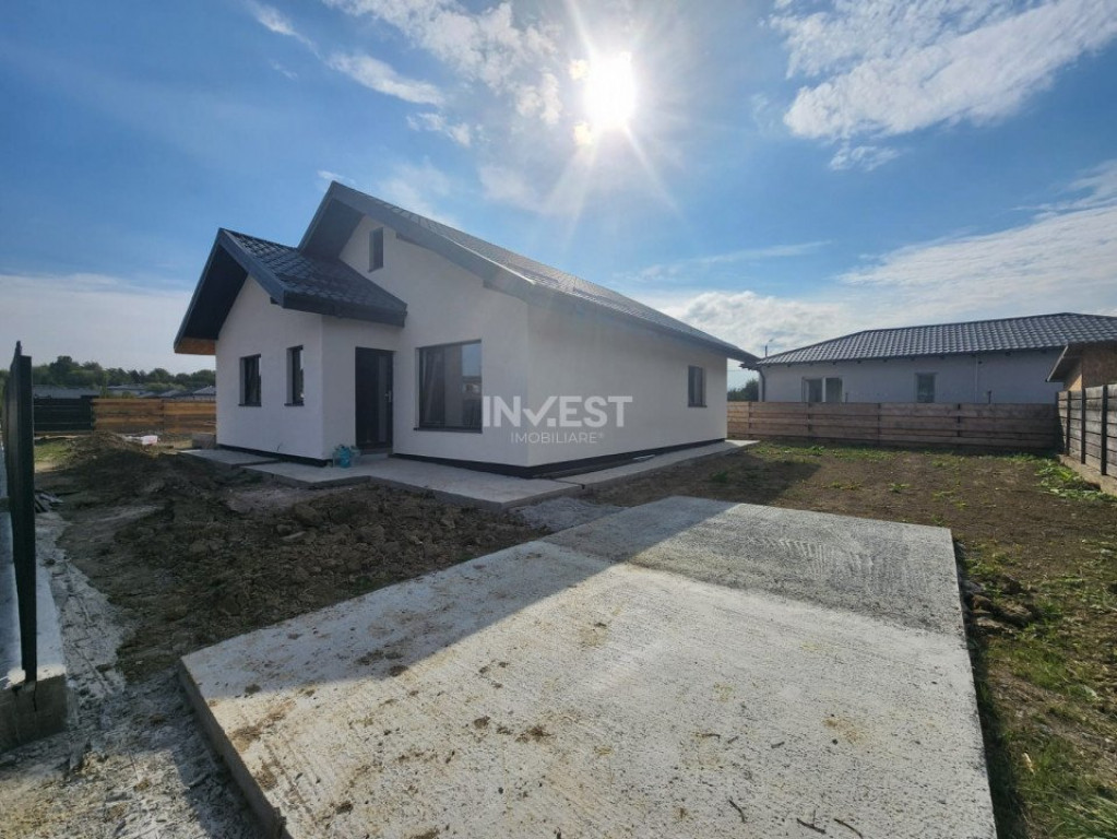 CASA INDIVIDUALA LUNCA CETATUII , 3 CAMERE SI 2 BAI , 500 MP