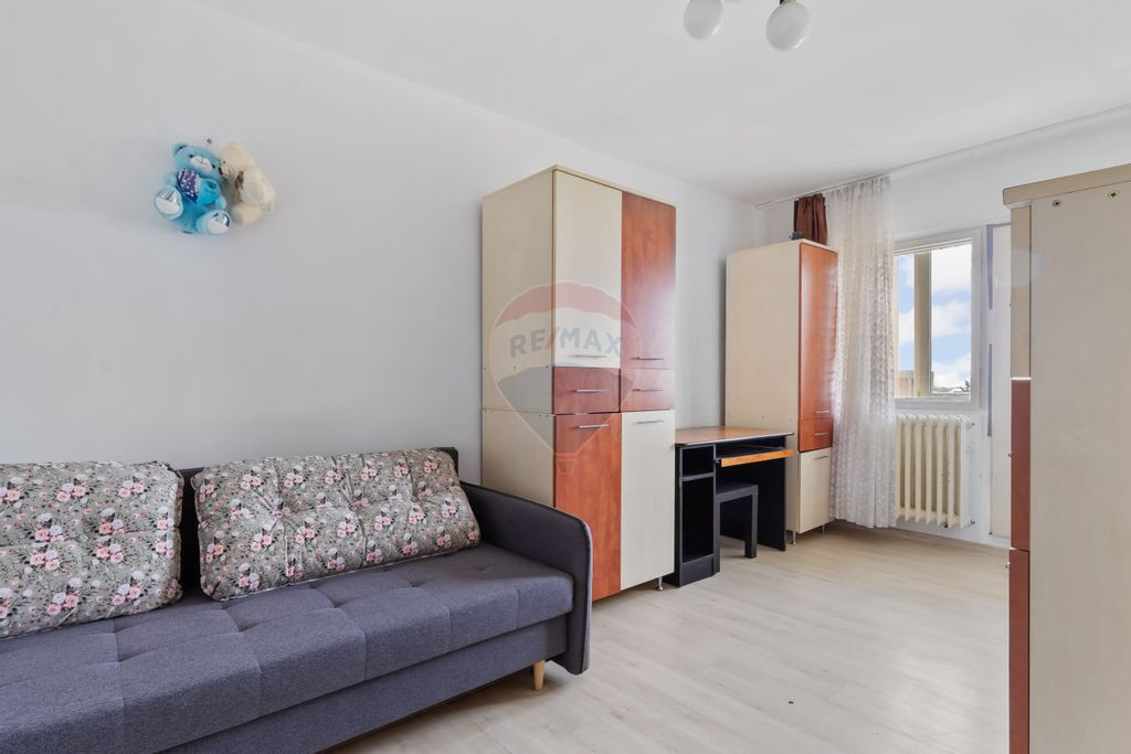 Garsoniera langa Campusul universitar Vasile Goldis