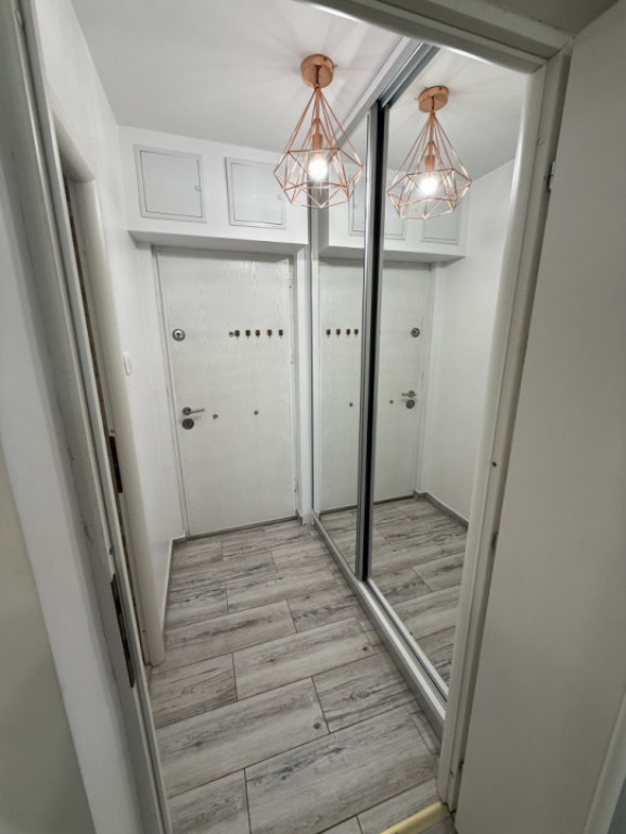 Garsoniera de vanzare, 32 mp, strada Amaradia