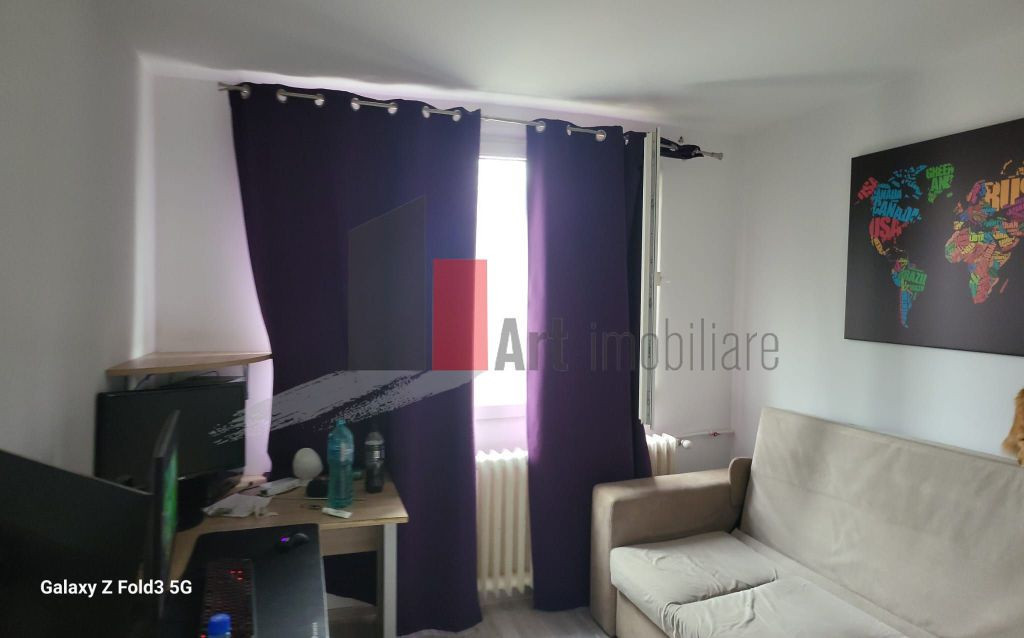 Apartament 3 camere decomandat Trapezului
