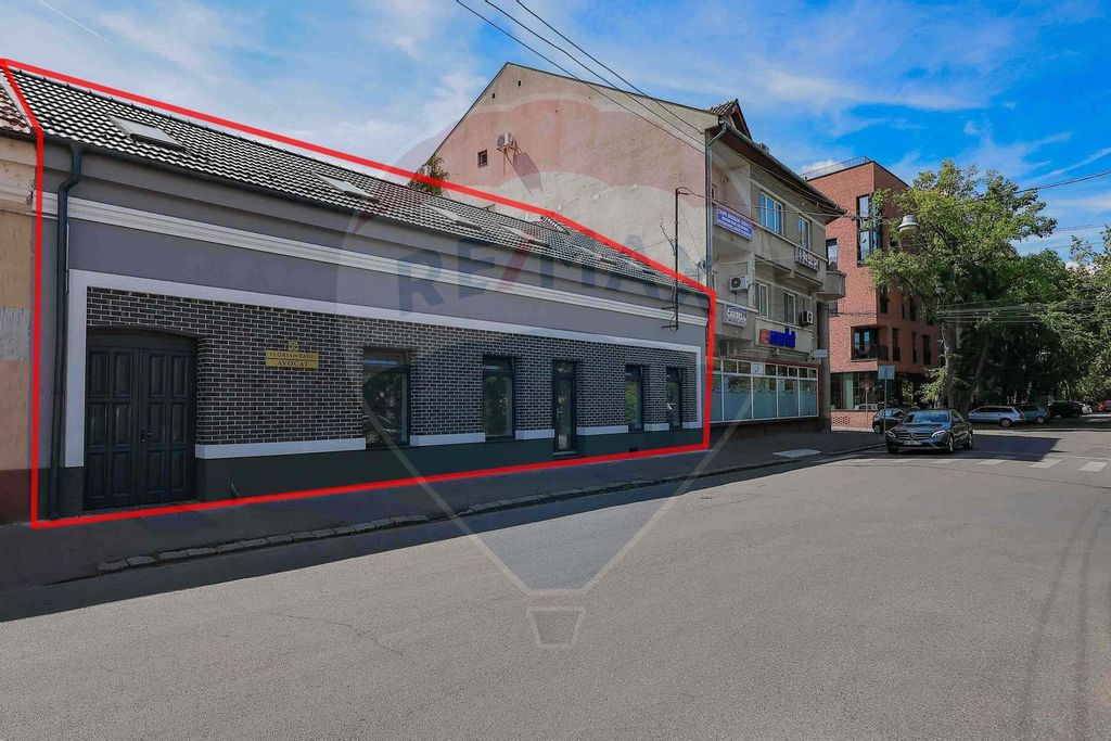 Spațiu de închiriat zona ultracentrală - str. Roman Ci...