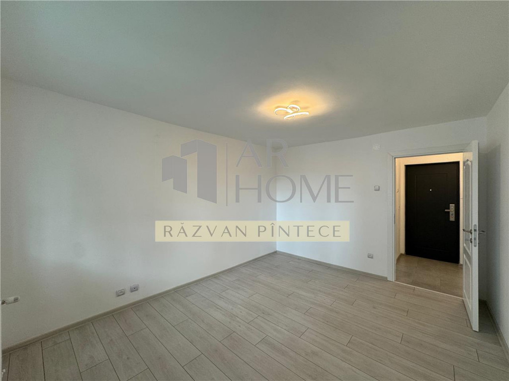 Apartament 2 camere decomandat renovat Vest Ploiesti