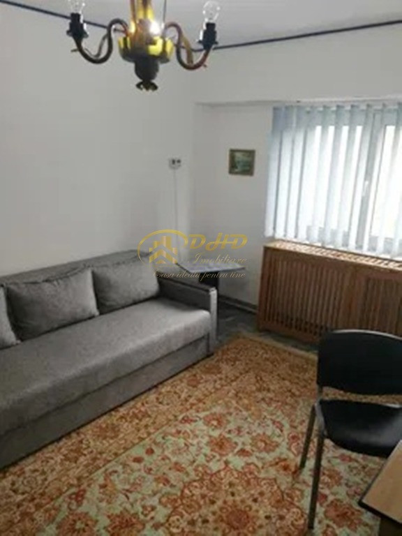 Apartament 2 camere in Podul de Fier