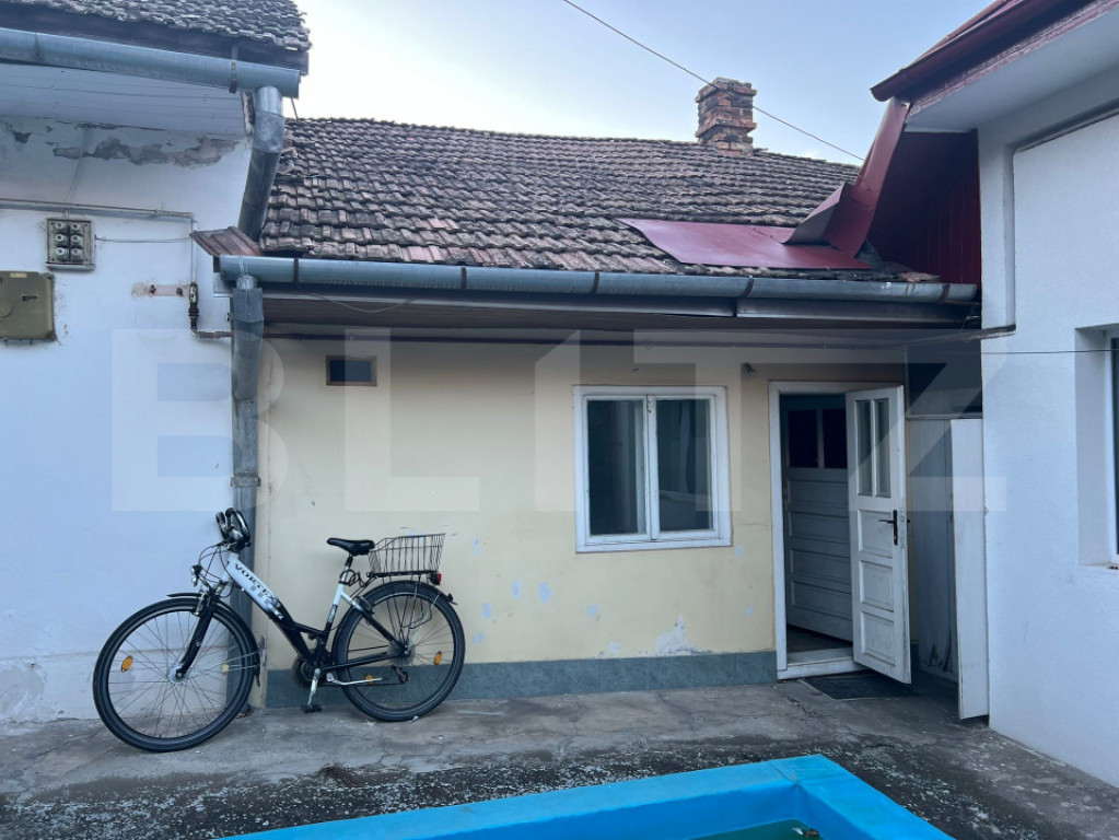 Casă în curte comună, 30 mp – Strada Predeal, vecini li