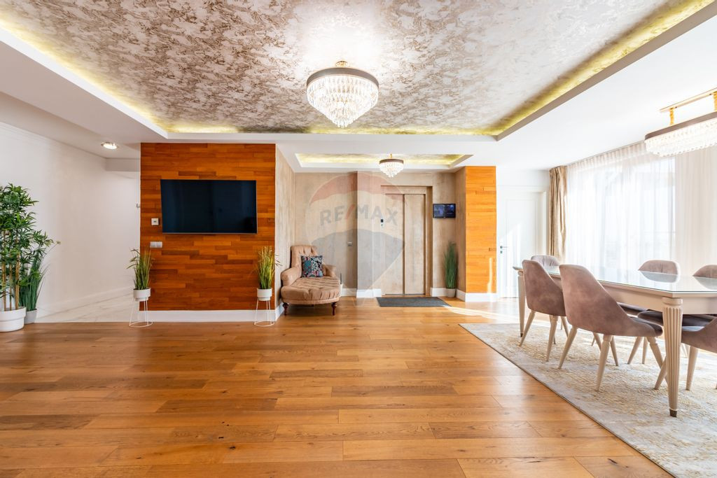 Penthouse 5 camere, acces privat lift | Sisesti, Rompetrol