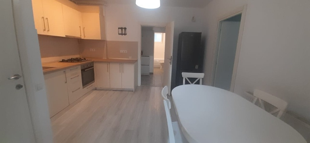 Delavrancea, 2 camere, decom., etaj 1