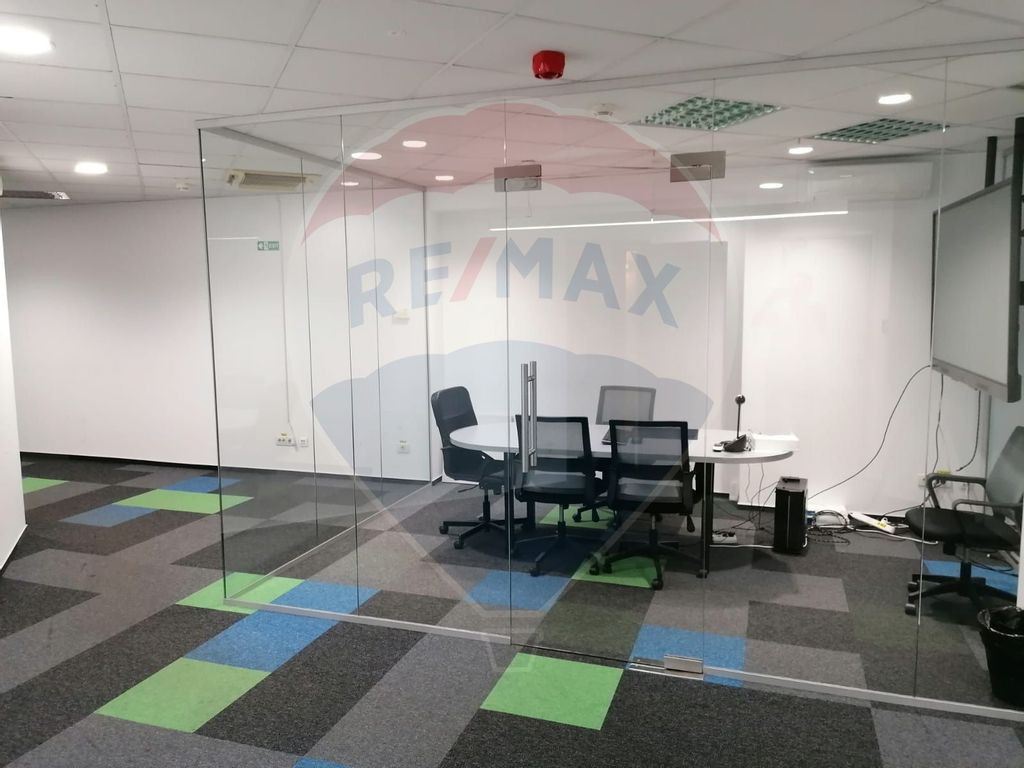 Spațiu de birouri de 573mp de închiriat Universitate - ...