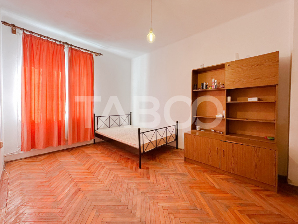 Apartament 1 camera, spatios 44m2, parcare, boxa subsol, Man