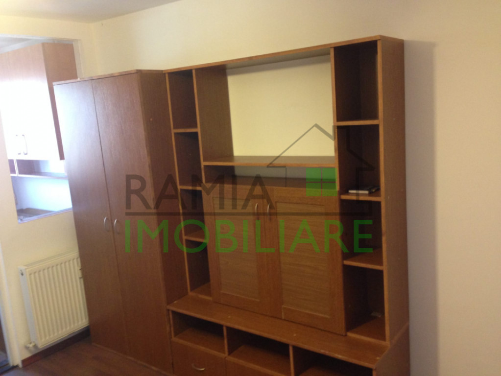 Garsoniera Tractorul