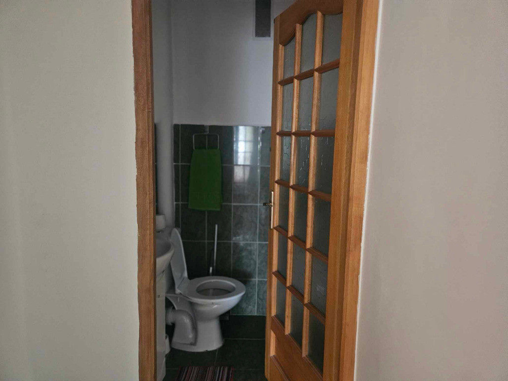 Apartament de 3 camere zona Ciucas,str Ciprian Porumbescu,