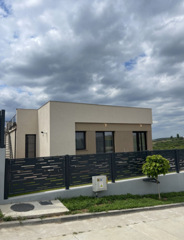 Casa de vanzare, Zona Panoramic Craiova , constructie 2024