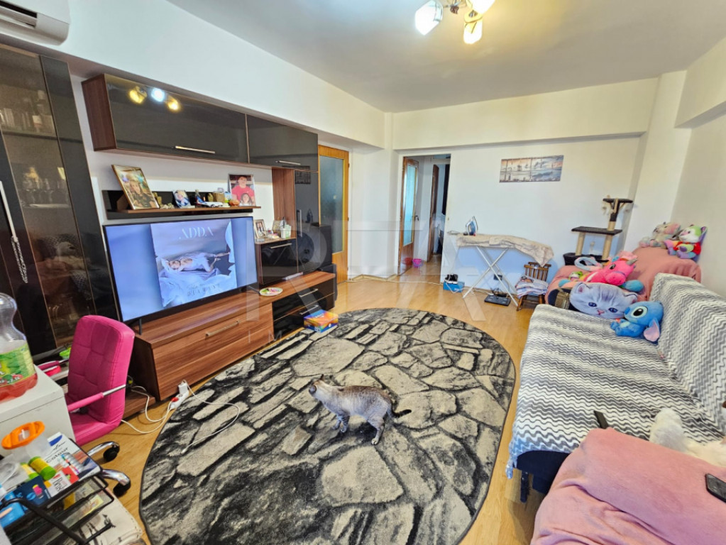 Apartament 3 camere, 70 mp-Bdul Ghencea