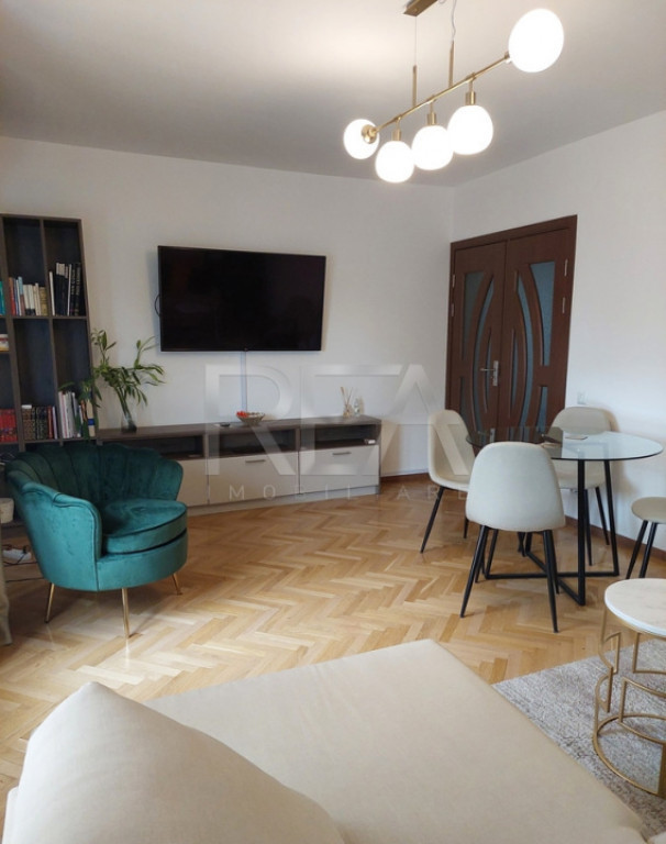 4 camere, et 8/10, 98 mp, bloc 1980-Bdul Magheru