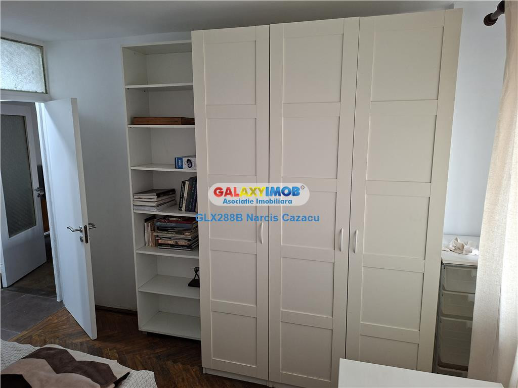 Dacia Mosilor Pizza Hut apartament 3 camere,etaj 6,stradal