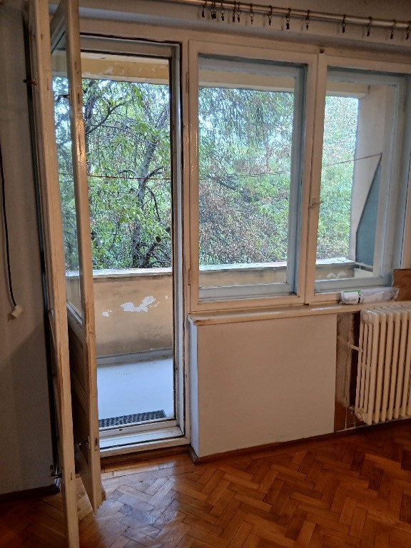 Apartament 3 camere Str. Constantin Brezeanu preț 63000€!!