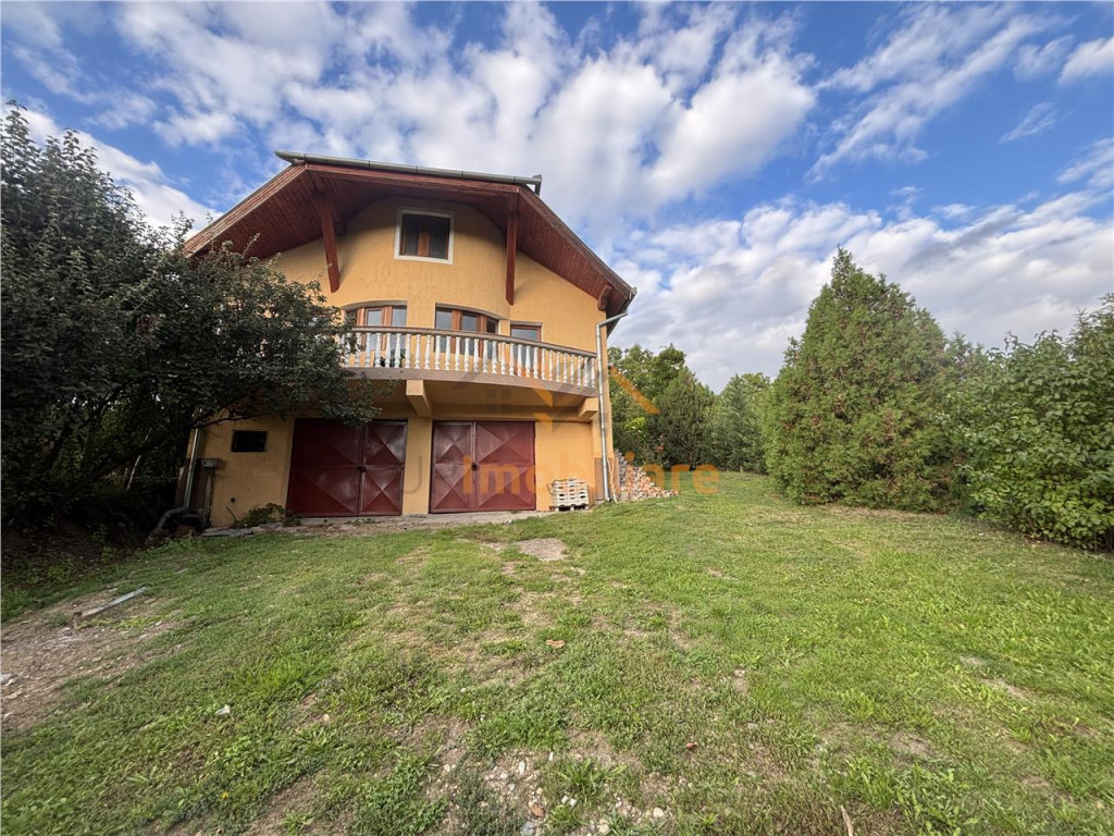 CASA PLAN D P 240 MP | TEREN INTRAVILAN 3.000 MP | STR.FACL