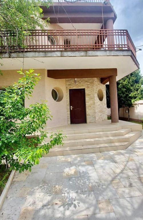 Vila 7camere/(348util,500teren,119ampr.)mp/5min.metrouAp....