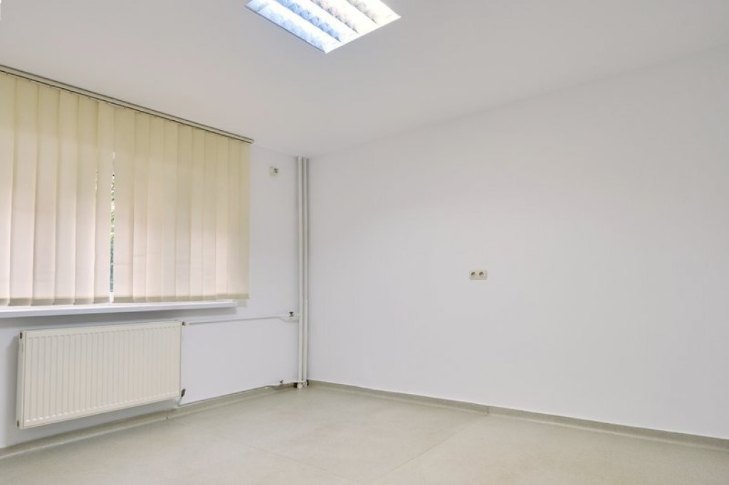 Nemobilat,4 cam,Firma.Parter.zona Unirii