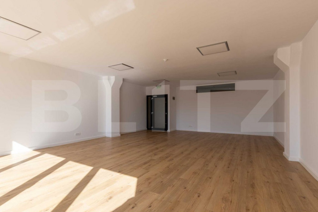 Spațiu de birou de închiriat, modern de 58 mp!