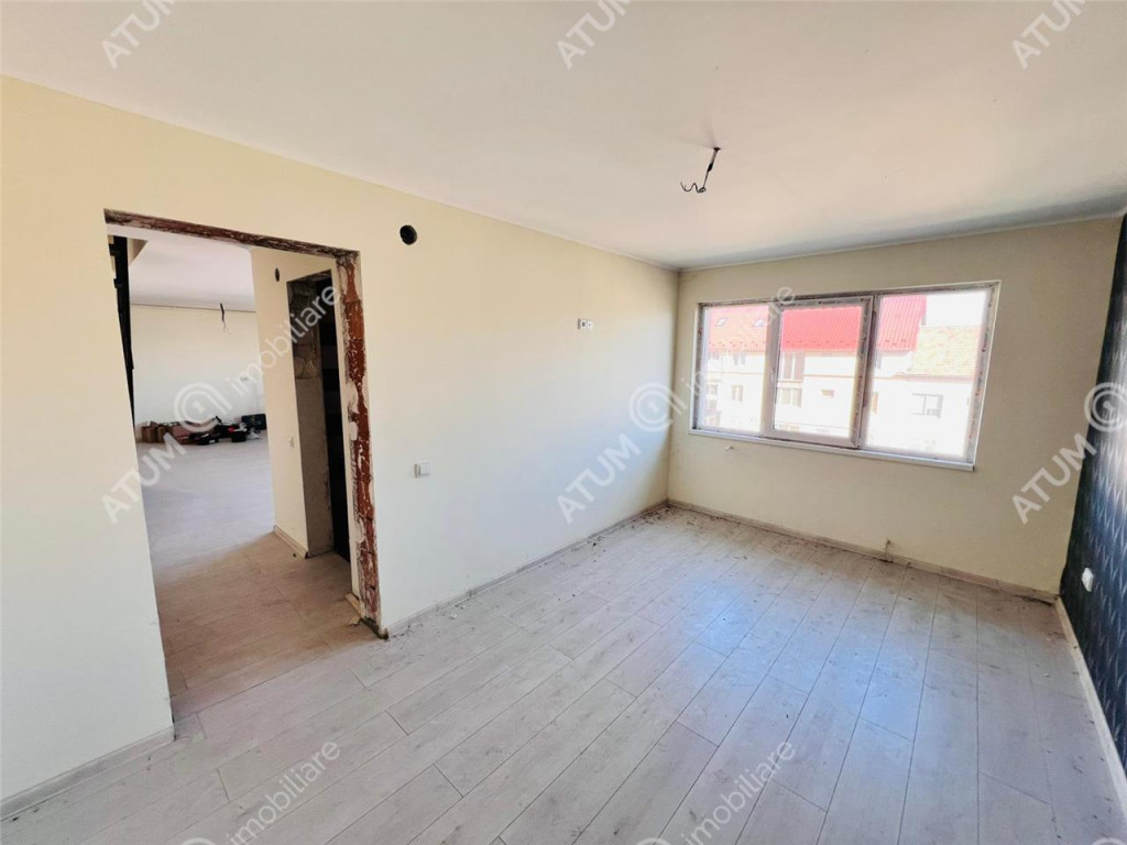 Apartament cu 4 camere 2 bai si balcon zona Rahovei din Sibi