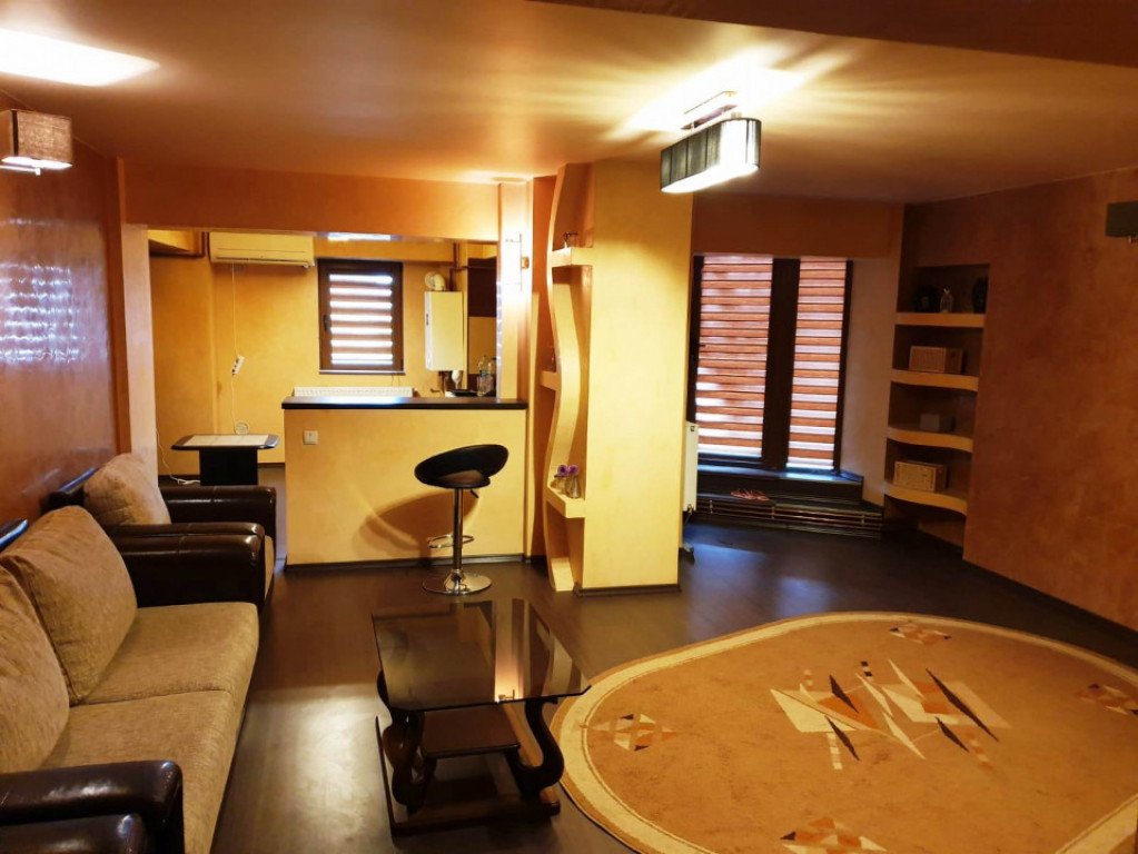 Apartament 3 camere, Targu Jiu - Bld. Republicii