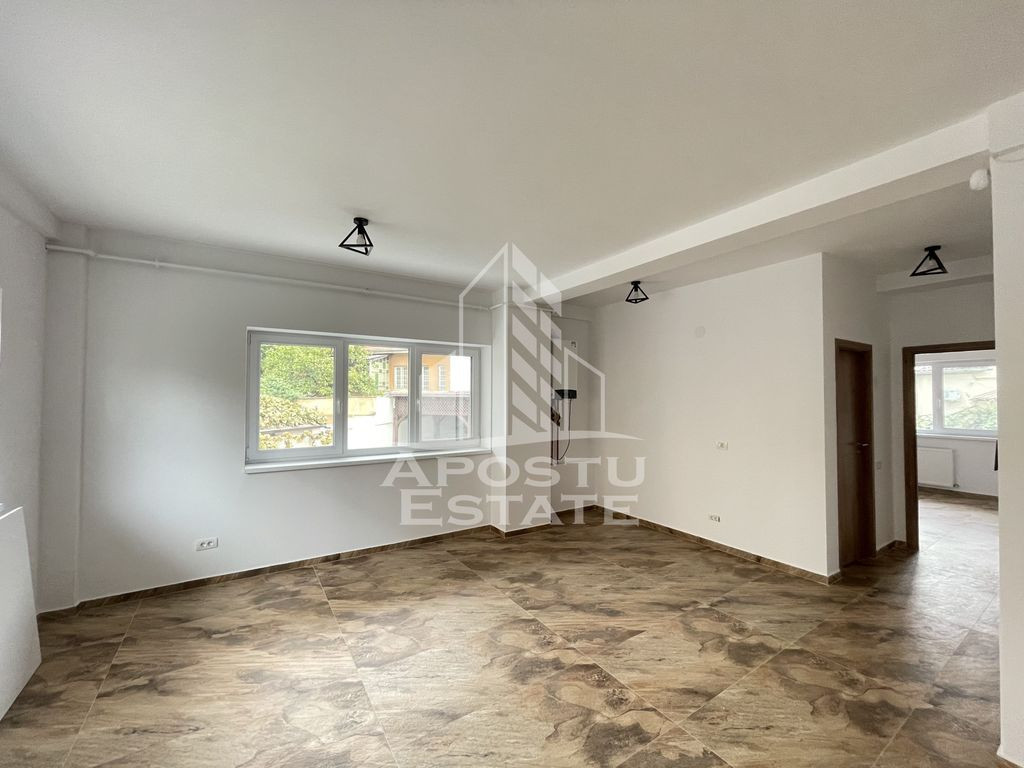 Spatiu pentru birouri, 50 mp, Zona Complexul Studentesc