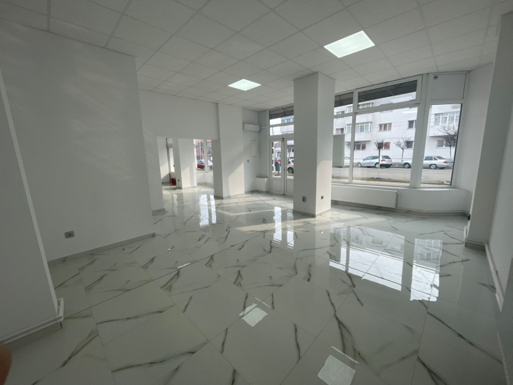 Spațiu modern locație strategică în Rovinari, str. Munc