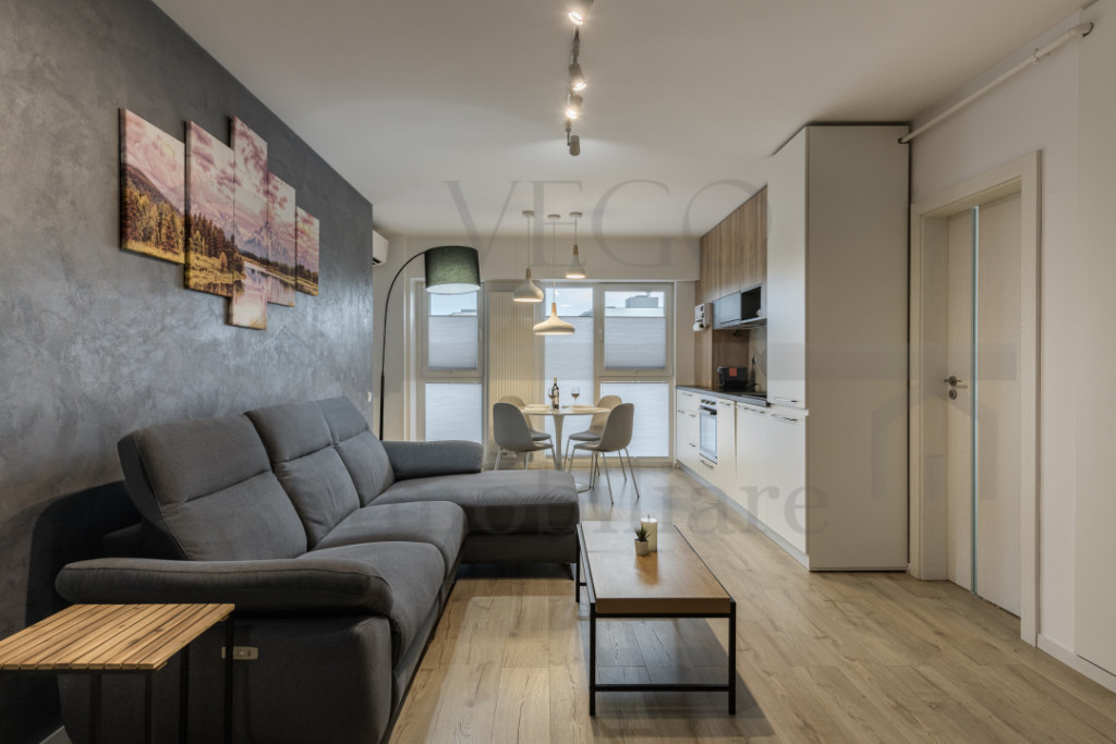 3 camere, bloc nou, 67 mp, parcare, balcon, CT, AC, Central