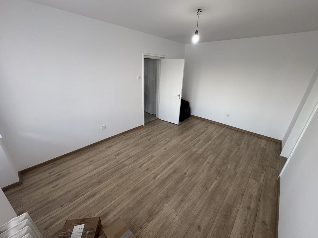 Apartament 3 camere zona City Park Mall
