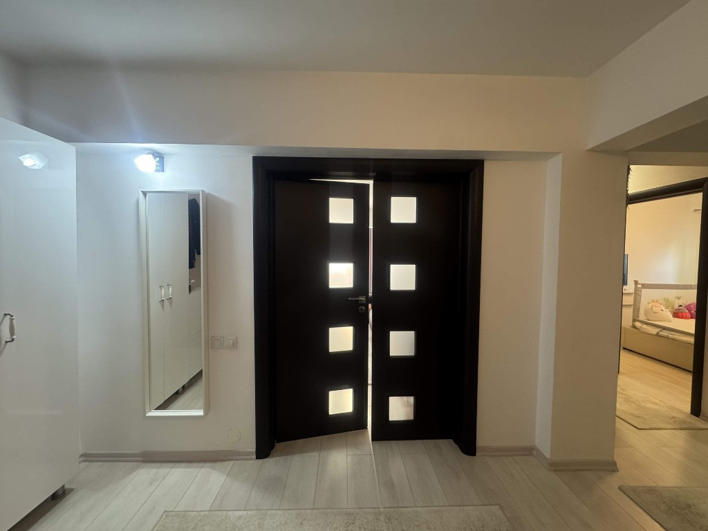 3 cam. 80 mp, renovat, mobilat+utilat, Ultracentral-Esplanada, et. 10