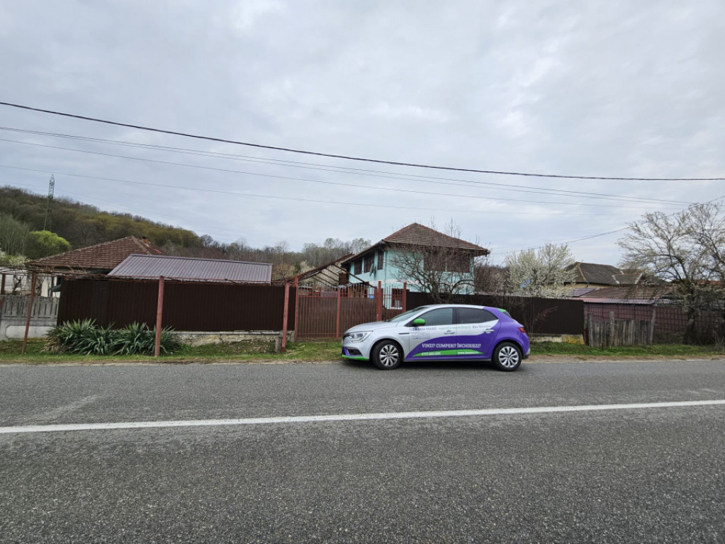 Casă P+1 situată în comuna Ciuperceni