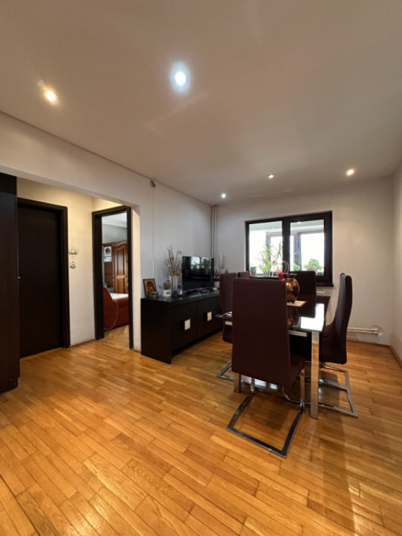 Apartament decomandat 4 camere -EDEN