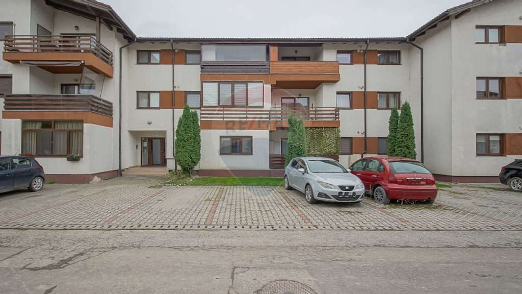 Apartament cu 2 camere decomandat cu gradina- Sanpetru