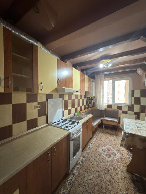 Apartament 2 camere, circular - zona Calea Bucuresti.