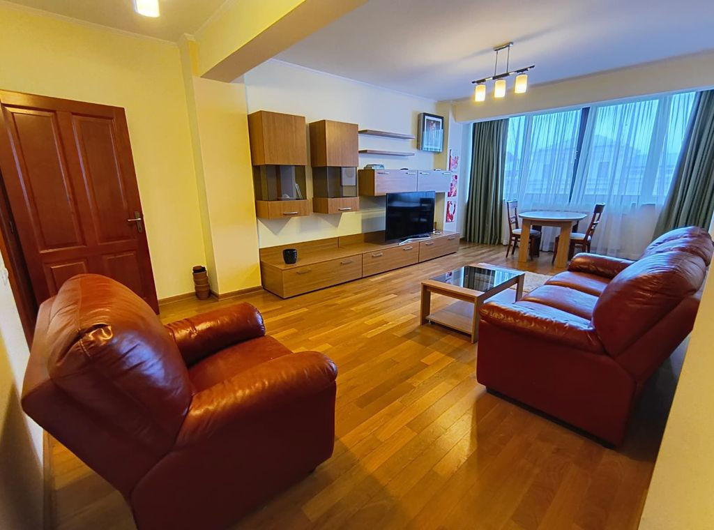 Apartament 3 camere, Cismigiu, 2 dormitoare, 2 bai, ultrac