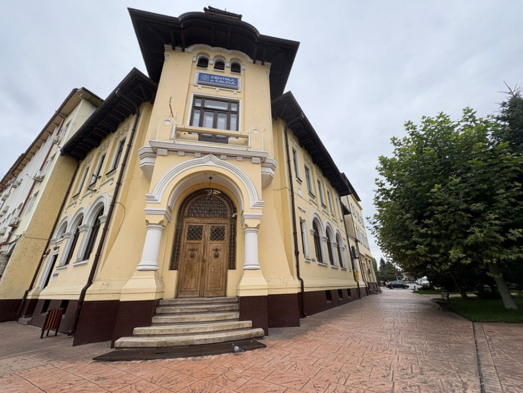 Spatiu ultracentral *vad excelent* Victoriei pietonal