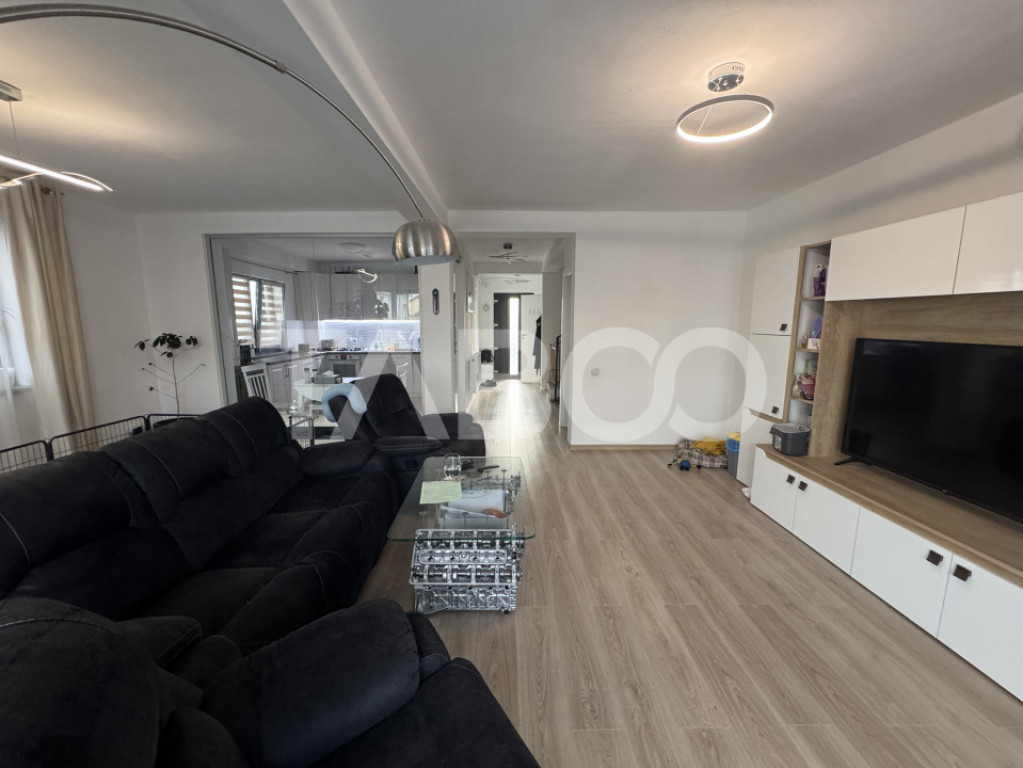 COMISION 0! Casa cu 4 camere 2 bai carport teren 297 mp Sibi