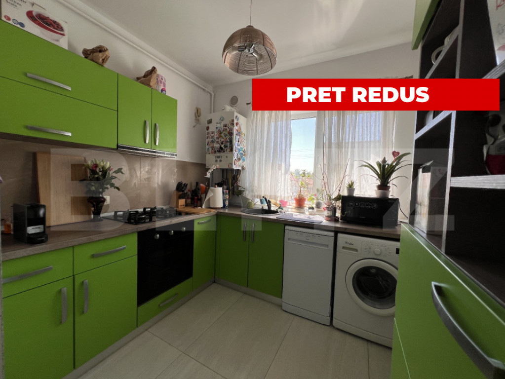 Apartament cu 3 camere, mobilat complet + 2 locuri de parcar