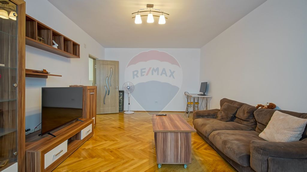 De vanzare 3 camere Centrul Civic, Grivitei-Onix