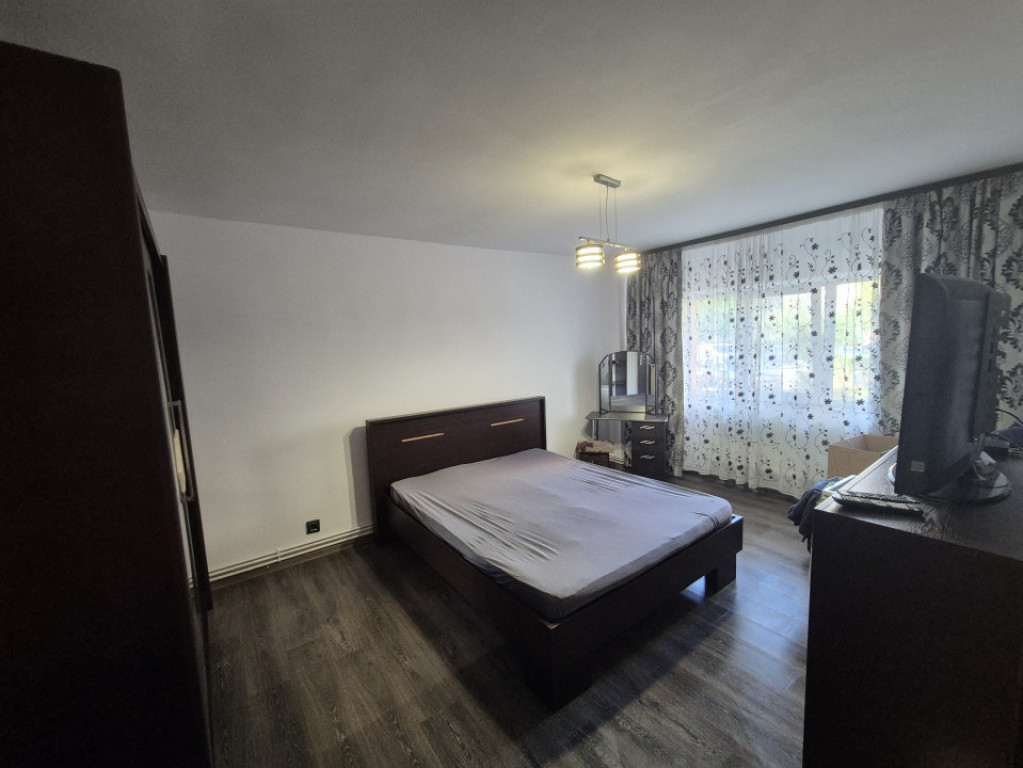 Apartament cu 3 camere, mobilat/utilat, str. N. Grigorescu