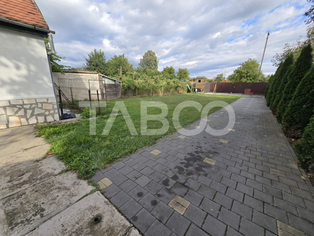 COMISION 0! Casa cu 4 camere 2 bai carport teren 297 mp Sibi