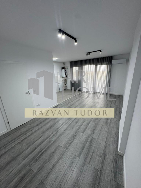 Spatiu 2 camere , zona Albert , km 6 , Ploiesti